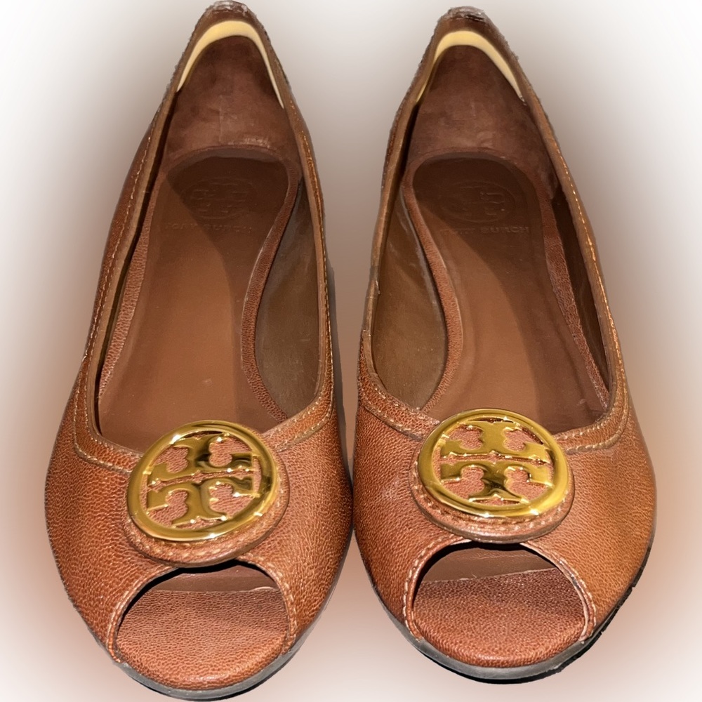 Tory Burch | Brown Leather | Peep Toe | Low Wedge